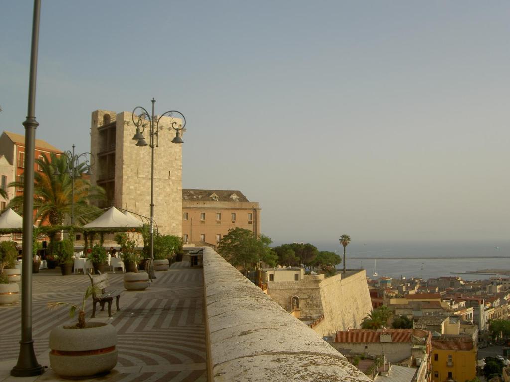 L'Arco Cagliari Exterior foto